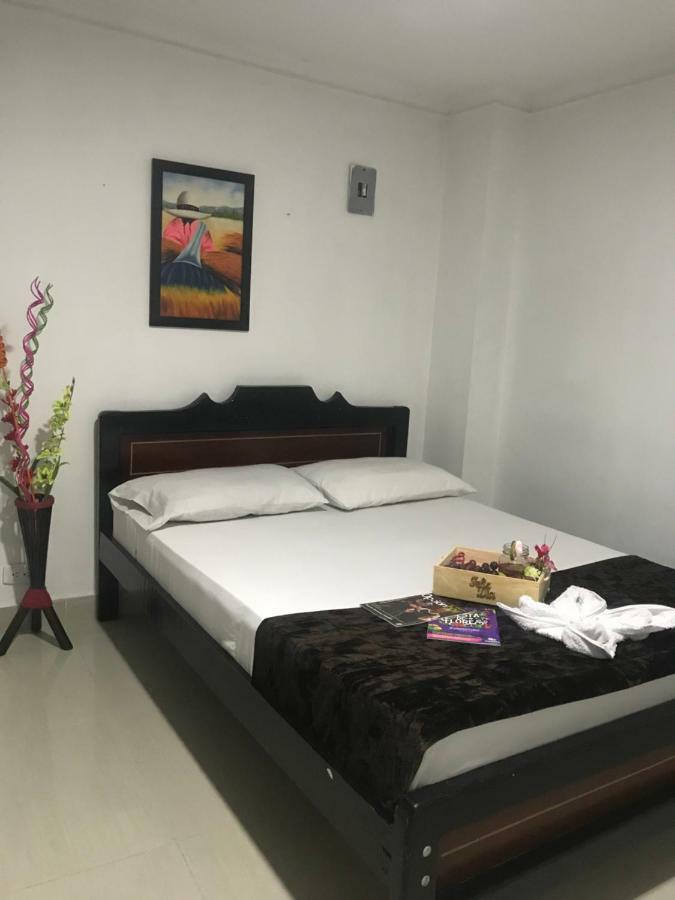 Hotel Bulerias 33 Medellín Exteriör bild