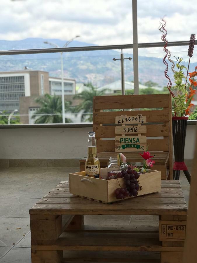 Hotel Bulerias 33 Medellín Exteriör bild