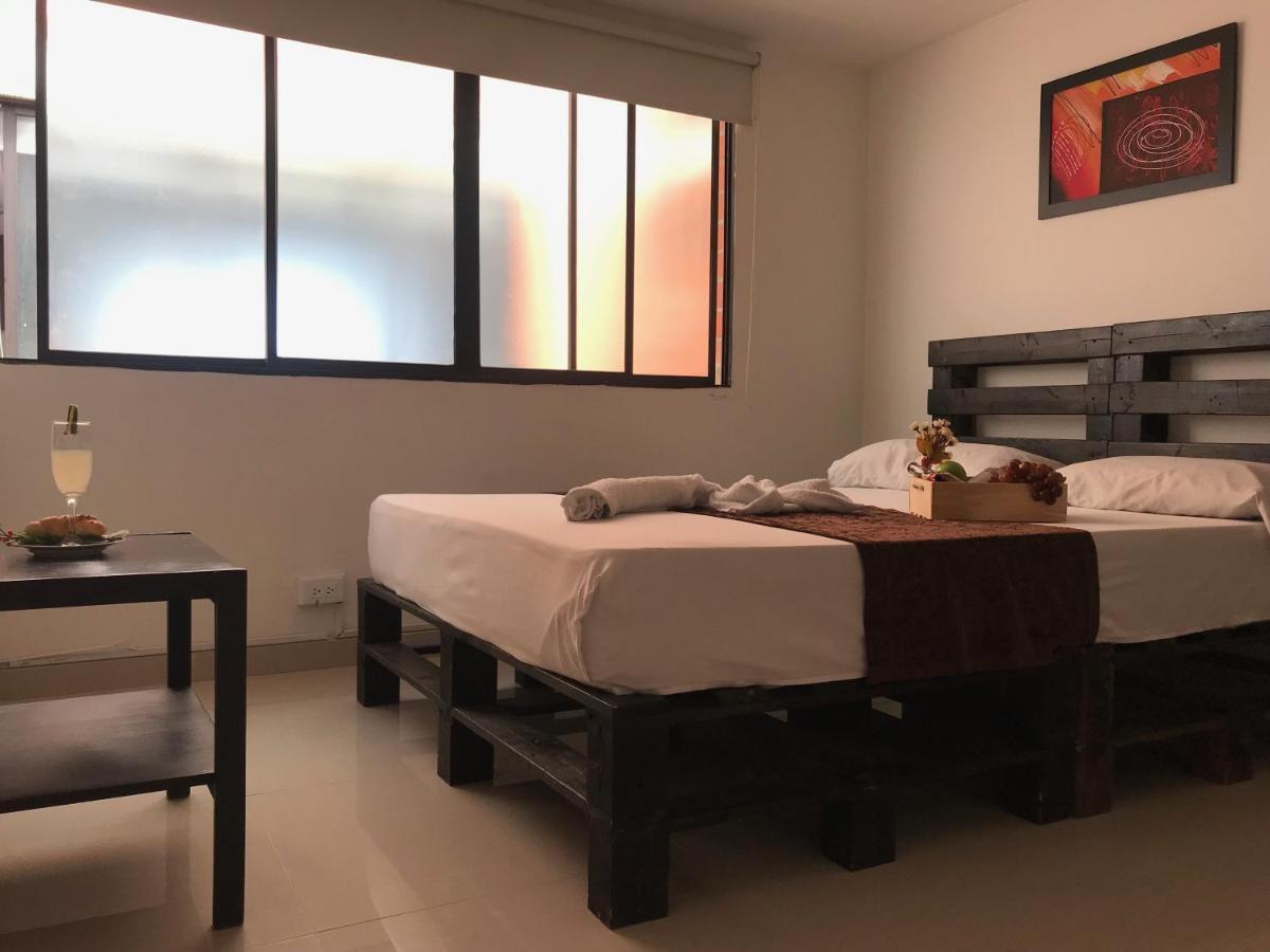 Hotel Bulerias 33 Medellín Exteriör bild