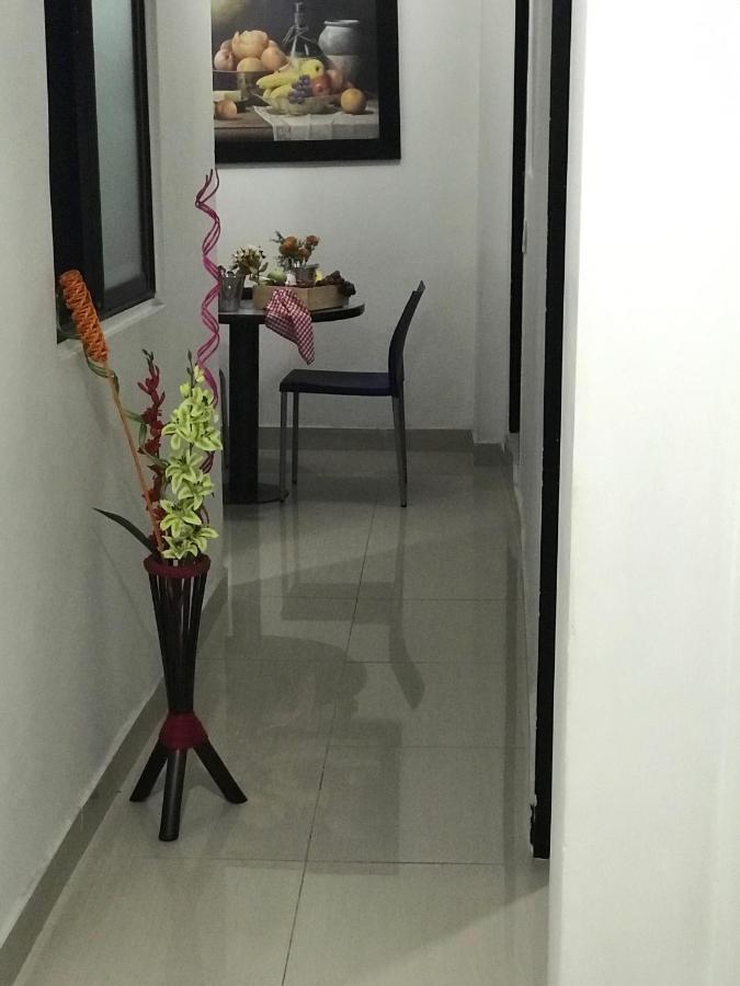 Hotel Bulerias 33 Medellín Exteriör bild